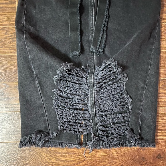 NWOT Never Worn! Zara Denim Distressed Skirt XS - Picture 3 of 6